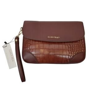 Ellen Tracy NWT The Croco Wristlet Brown